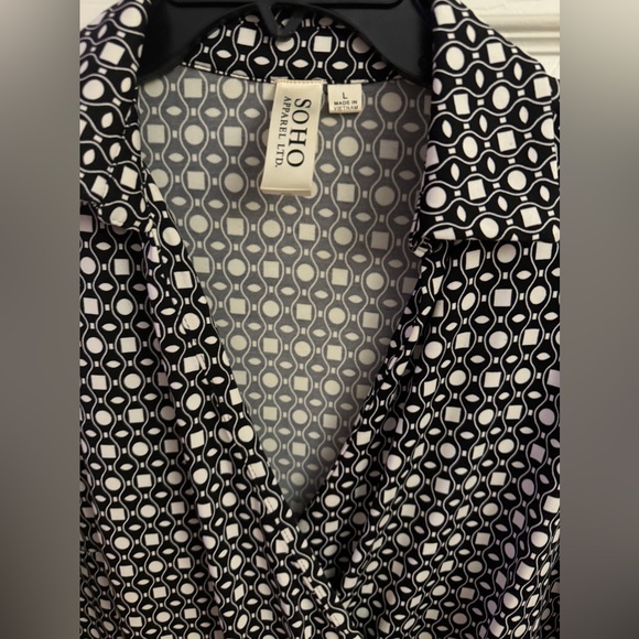 Soho geometric dress - Picture 2 of 5